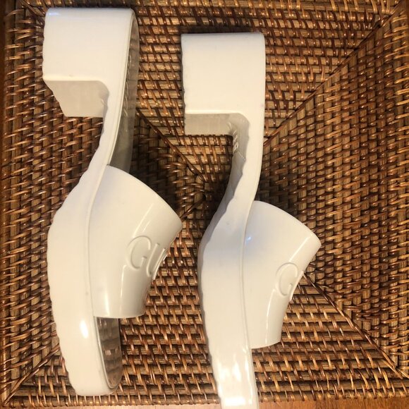 Rubber Gucci Logo Womens Slide Sandals size 7 - Picture 2 of 7